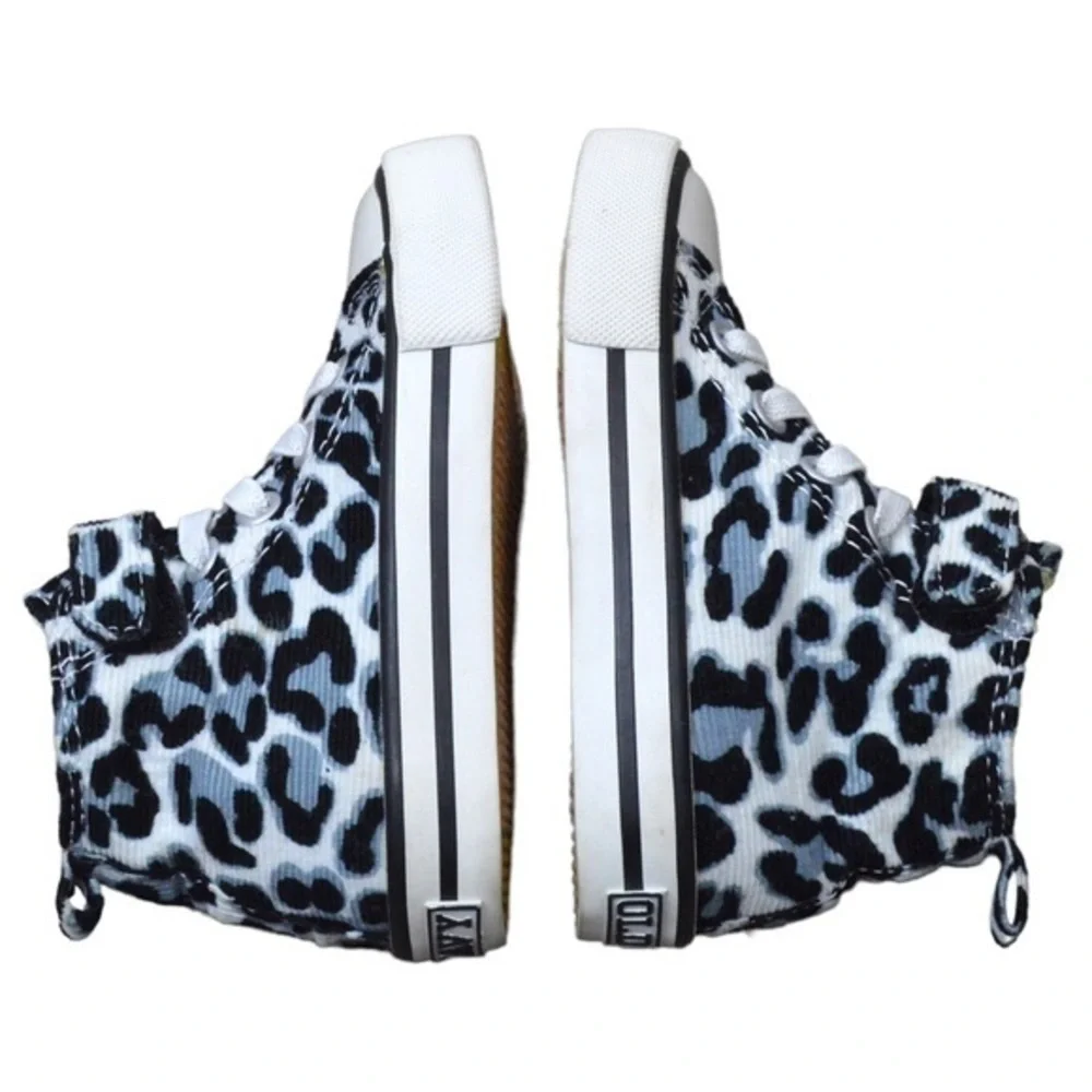 Old Navy Retro Cheetah Print Corduroy High Top Sneakers, Size 5‎